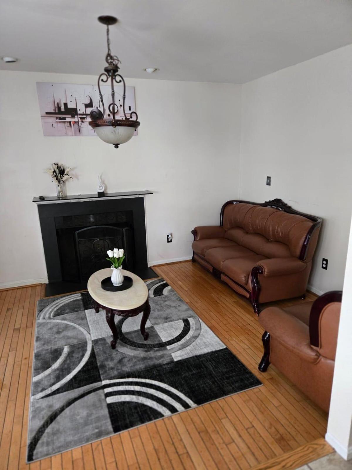 Special Rate Worthy Posh And Magnificent 4 Bedrooms And Two & Half Bath Greenbelt Exterior foto